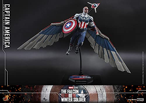 Hot Toys Capitán América 1:6 – Figura de Colección de El Halcón y el Soldado de Invierno, Detalles Realistas, Traje Azul con Escudo y Accesorios, Articulada para Exhibición Premium