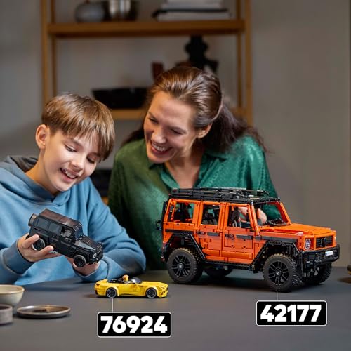 LEGO Technic Mercedes-Benz G 500 Professional Line, Maqueta de Coche 4x4 para Construir, Set de Colección para Adultos, Regalo para Aficionados a la Clase G y al Motor 42177