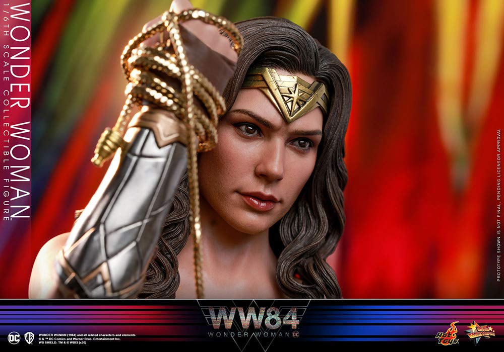 Hot Toys Figura Coleccionable Mujer Maravilla 1:6 – WW84, Multicolor, Edición Detallada con Armadura Dorada, Articulada con Accesorios y Base, Ideal para Fans de DC y Coleccionistas