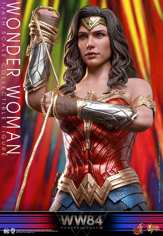 Hot Toys Figura Coleccionable Mujer Maravilla 1:6 – WW84, Multicolor, Edición Detallada con Armadura Dorada, Articulada con Accesorios y Base, Ideal para Fans de DC y Coleccionistas