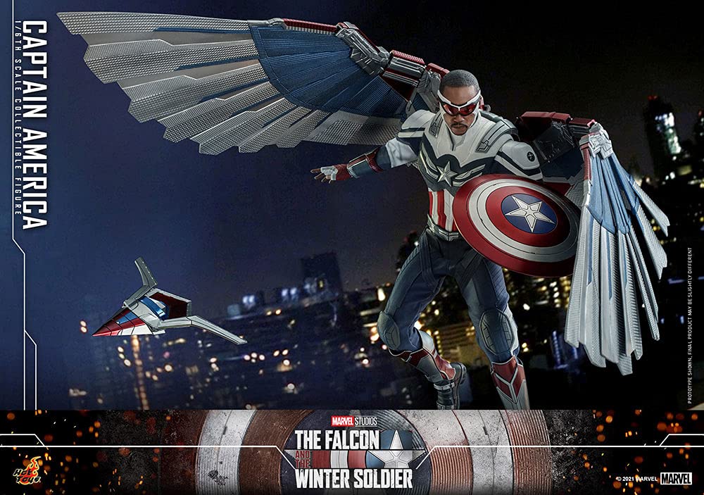 Hot Toys Capitán América 1:6 – Figura de Colección de El Halcón y el Soldado de Invierno, Detalles Realistas, Traje Azul con Escudo y Accesorios, Articulada para Exhibición Premium
