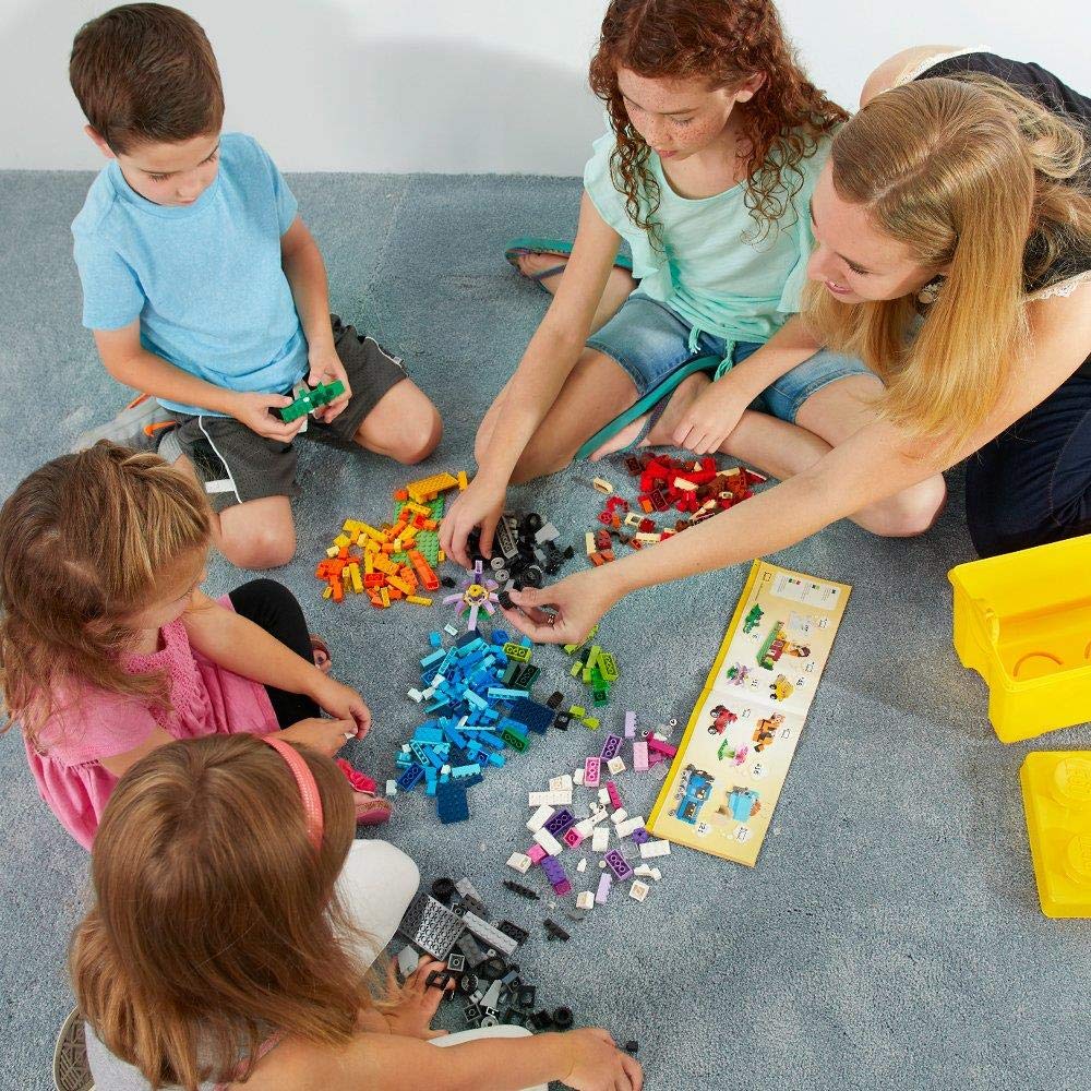 LEGO Classic Caja de Ladrillos Creativos Grande, Juguetes de Construcción y Manualidades para Niños y Niñas de 4 Años o Más, Animales, Casas y Coches de Juguete, Regalos de Cumpleaños Infantiles 10698
